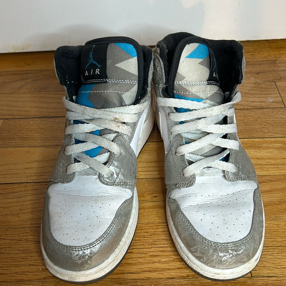Silver blue Nike air Jordan basketball high top sneaker shoes, 7.5
